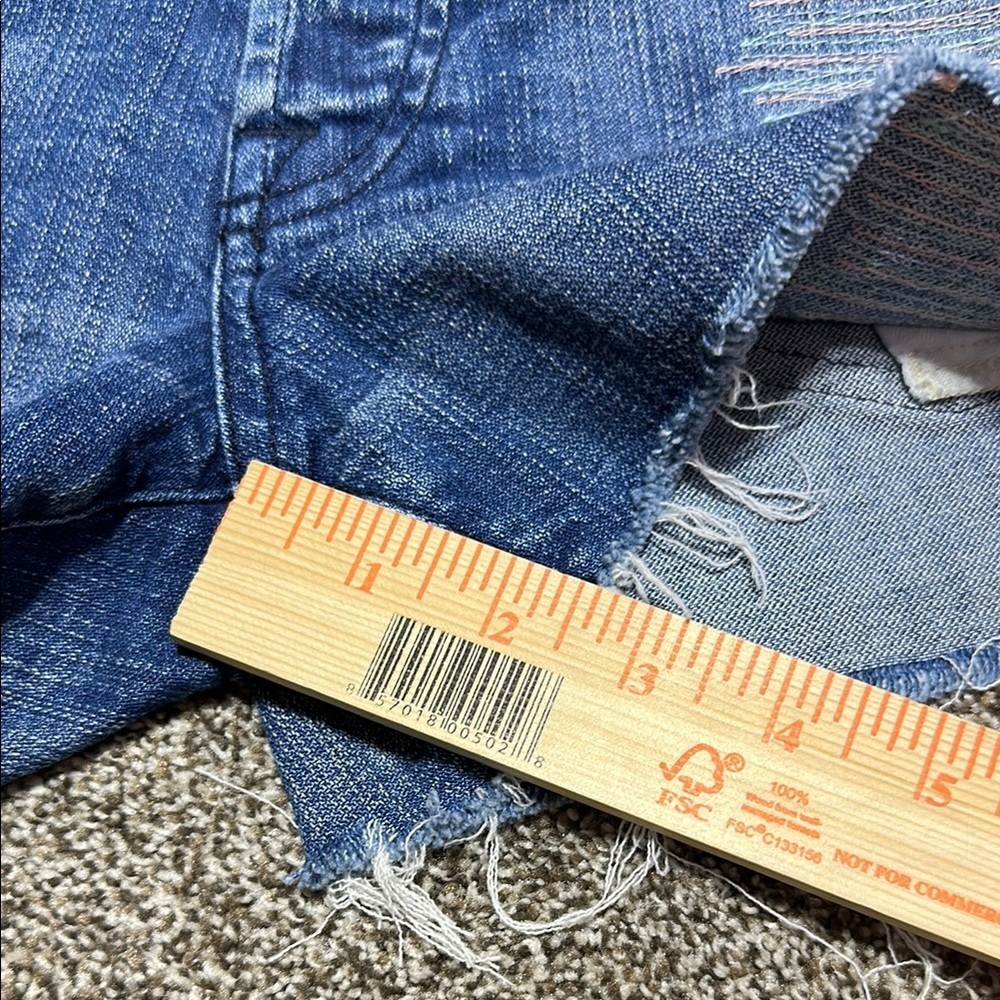 7 for all mankind Denim Distressed Women's Shorts size 27 - Picture 2 of 14